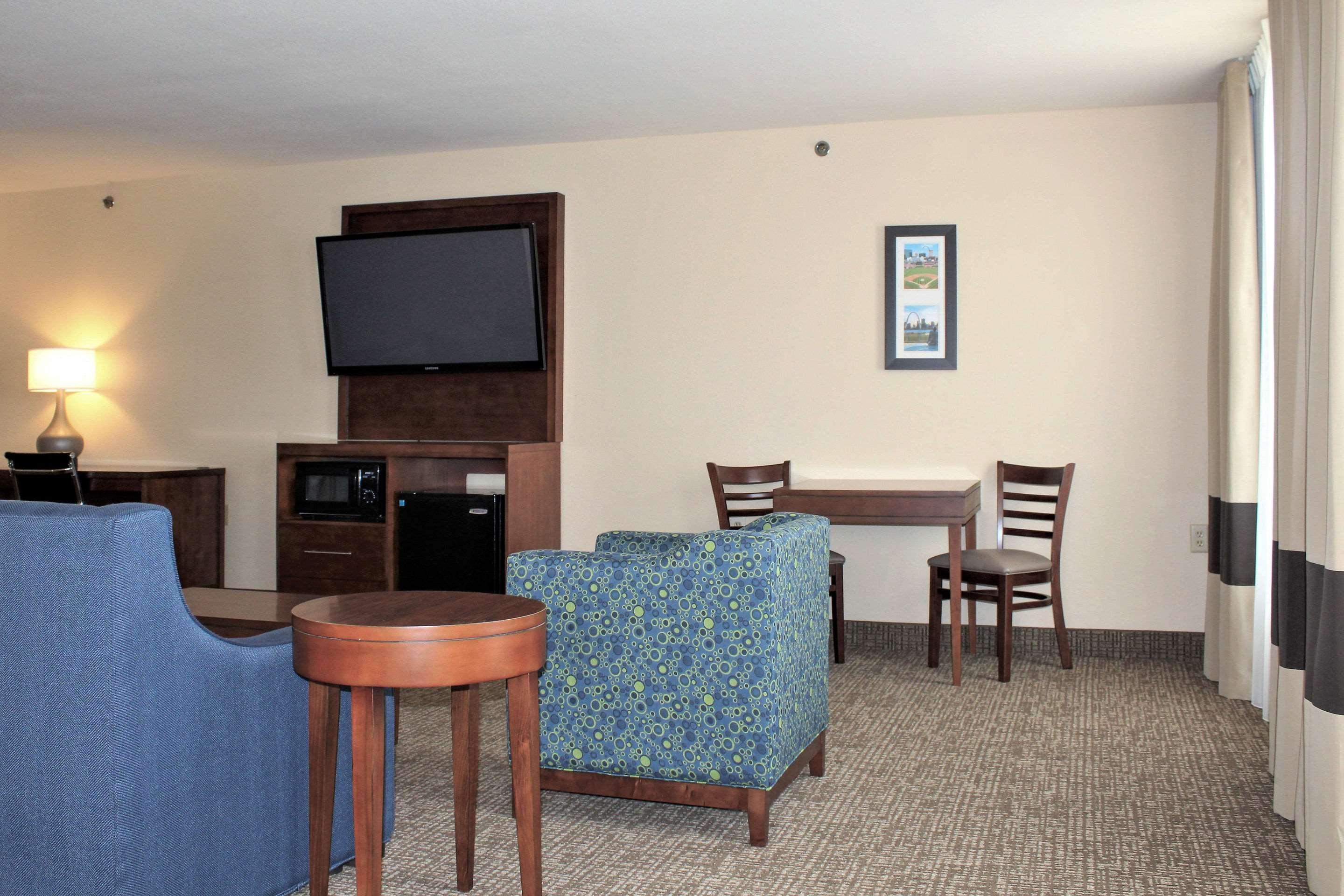 Comfort Inn & Suites St Louis - Chesterfield Extérieur photo
